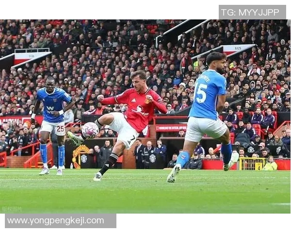 2016年英超经典对决利物浦与曼联的激烈较量回顾与分析 2016年英超经典对决利物浦与曼联的激烈较量回顾与分析